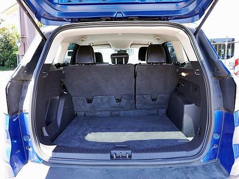 Used 2018 Ford Escape SE w/ SE Sport Appearance Package FWD image 13