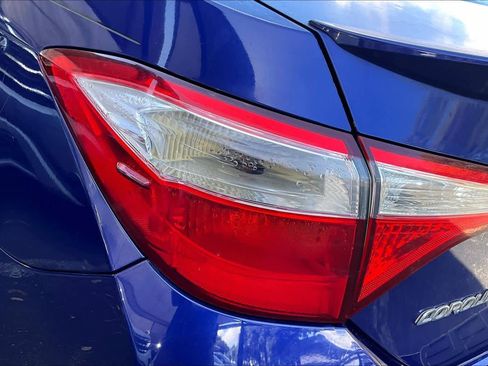 Used 2014 Toyota Corolla S FWD image 28