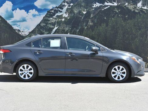 Certified 2024 Toyota Corolla LE image 2