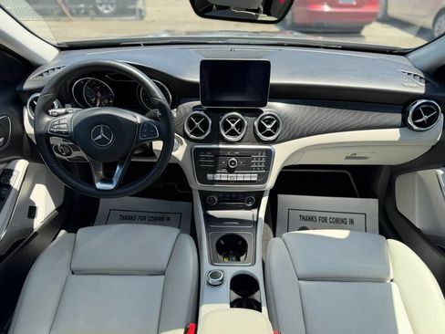 Used 2020 Mercedes-Benz GLA 250 image 37