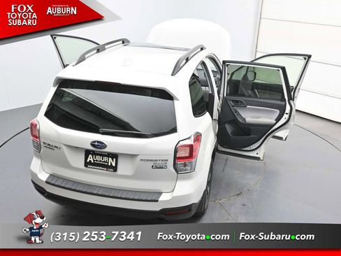 Used 2017 Subaru Forester 2.5i Premium w/ All-Weather Package AWD/4WD image 34