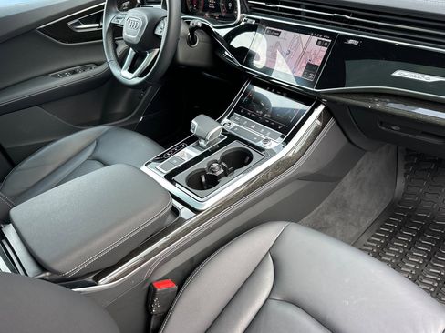 Used 2025 Audi Q7 3.0T Premium Plus w/ Premium Plus Package image 17