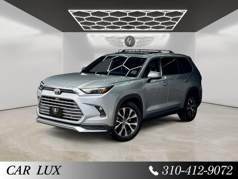 Used 2024 Toyota Grand Highlander AWD Hybrid image 1