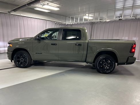 New 2026 RAM 1500 Big Horn AWD/4WD image 4