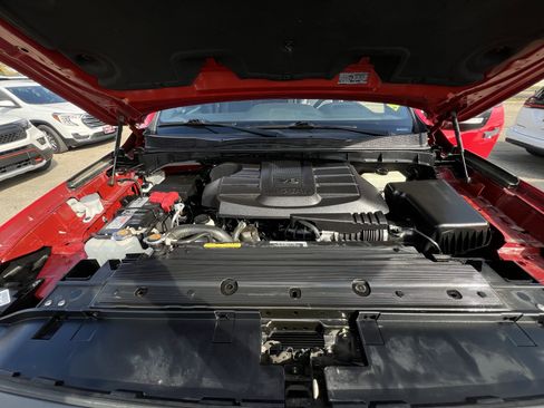 Used 2023 Nissan Titan PRO-4X w/ Pro-4x Convenience Package image 29