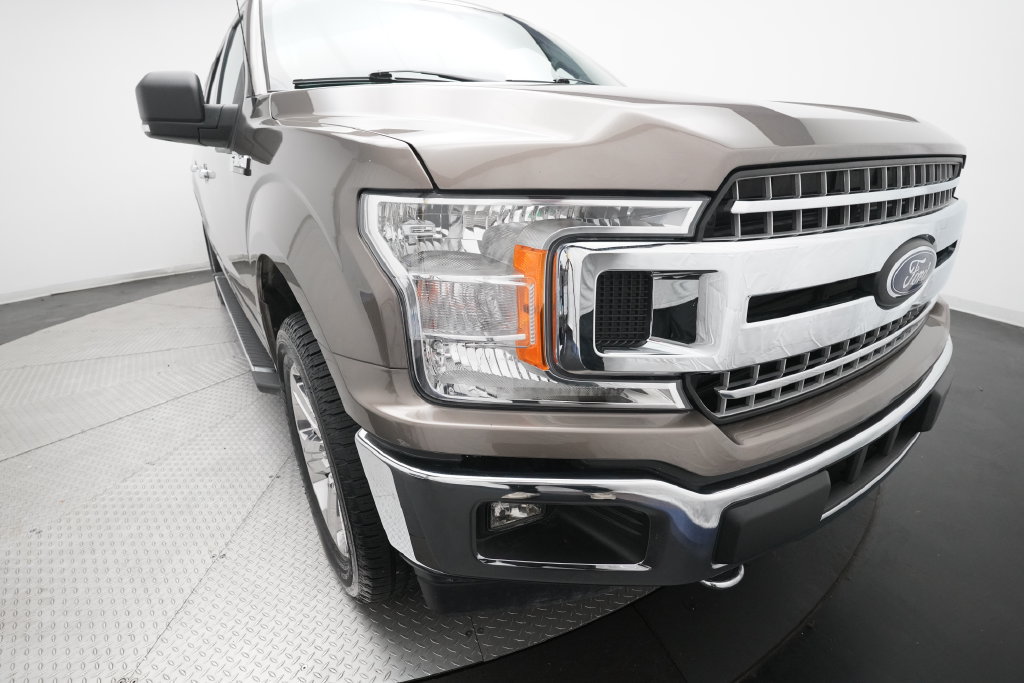 Used 2020 Ford F150 XLT w/ Equipment Group 302A Luxury AWD/4WD image 22