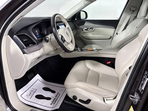 Used 2023 Volvo XC90 B6 Plus w/ Protection Package Premier AWD/4WD image 18