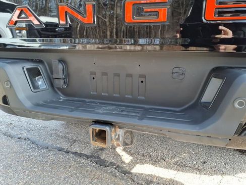 Used 2023 Ford Ranger Lariat w/ FX4 Off-Road Package image 13