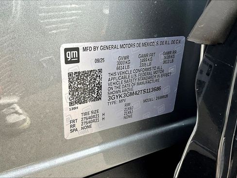 New 2026 Cadillac Optiq Sport 2 w/ LPO, Floor Liner Package image 13