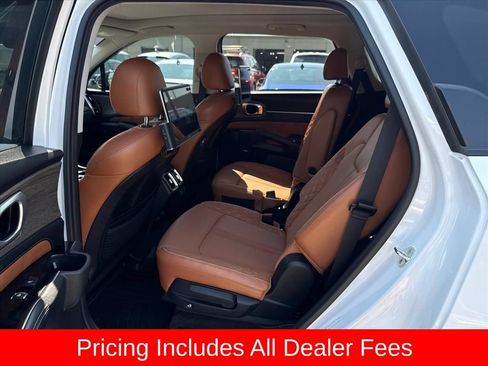 Used 2022 Kia Sorento SX Prestige w/ Rust Color Package AWD/4WD image 10