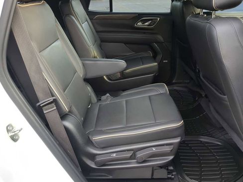 Used 2021 Chevrolet Tahoe Premier w/ Premium Package image 29