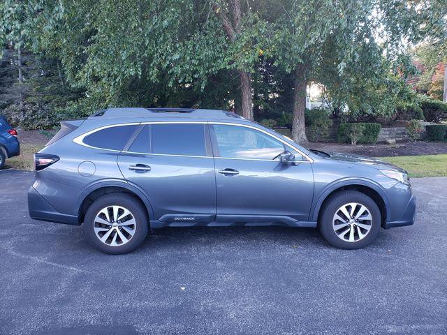 Used 2020 Subaru Outback Premium AWD/4WD image 2
