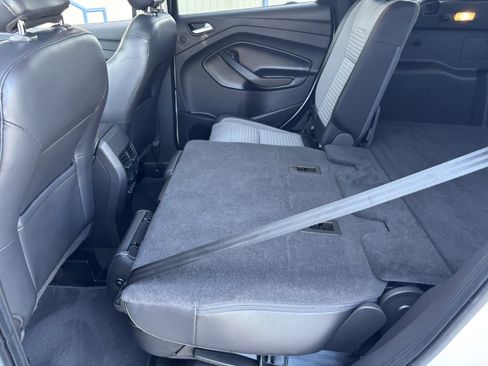 Used 2019 Ford Escape Titanium AWD/4WD image 25