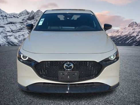 New 2026 MAZDA MAZDA3 Hatchback w/Premium Plus Pkg image 26