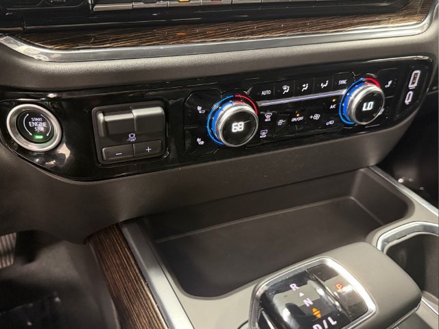 Used 2023 GMC Sierra 1500 Elevation w/ Elevation Premium Package AWD/4WD image 22