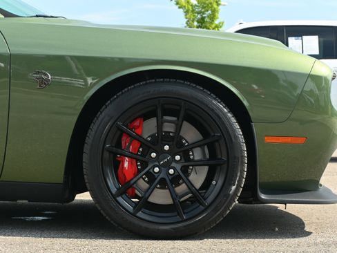 Used 2023 Dodge Challenger SRT Hellcat Redeye w/ Quick Order Package 27M image 26