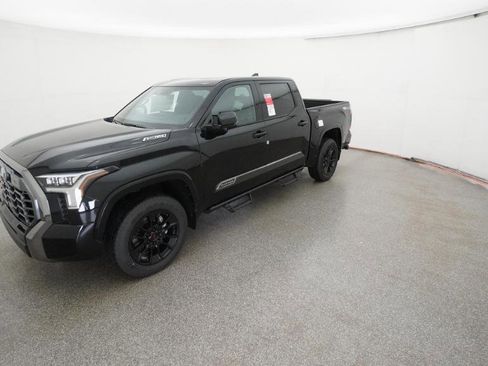 New 2025 Toyota Tundra Platinum image 1