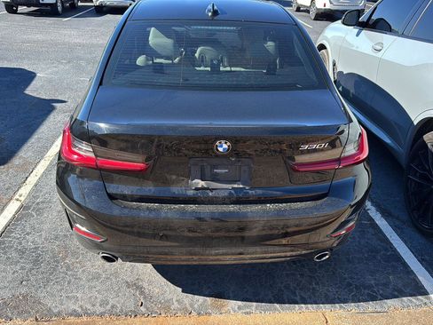 Used 2021 BMW 330i Sedan w/ Convenience Package image 7