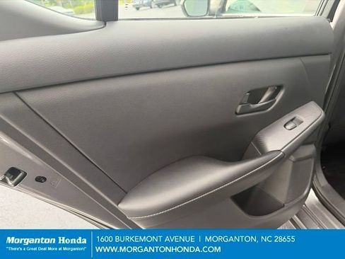 Used 2024 Nissan Sentra SV FWD image 25