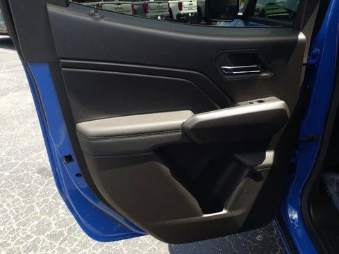 New 2025 GMC Canyon Elevation image 11