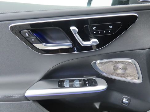 New 2025 Mercedes-Benz C 300 Sedan image 25