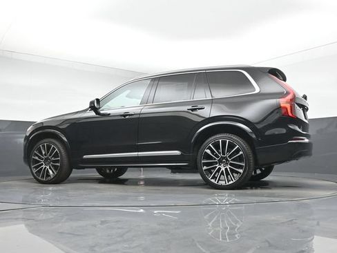 New 2026 Volvo XC90 B6 Plus w/ Protection Package Premier AWD/4WD image 42