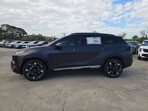New 2026 Kia Sportage SX FWD image 5