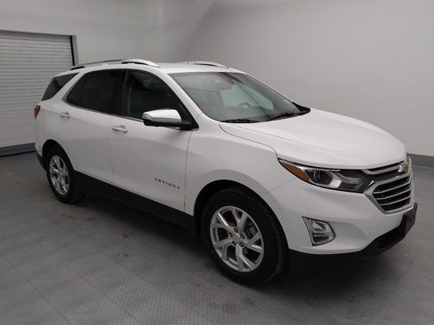 Used 2021 Chevrolet Equinox Premier AWD/4WD image 11