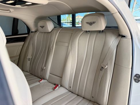 Used 2014 Bentley Flying Spur W12 AWD/4WD image 32