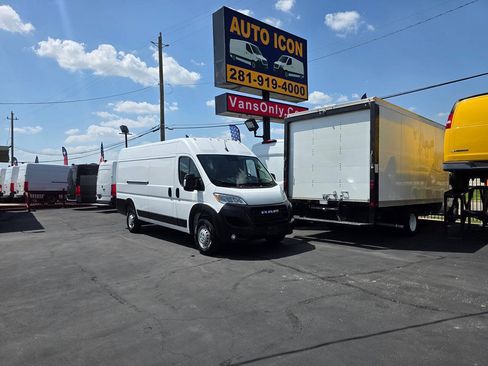 Used 2024 RAM ProMaster 3500 w/ Premium Convenience Group FWD image 25