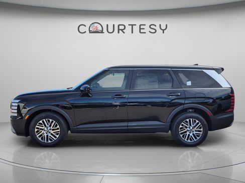 New 2026 Hyundai Palisade SE FWD image 2