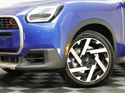 Certified 2025 MINI Cooper Countryman S w/ Comfort Package Max image 3