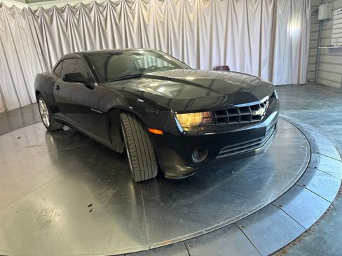 Used 2013 Chevrolet Camaro LS RWD image 3