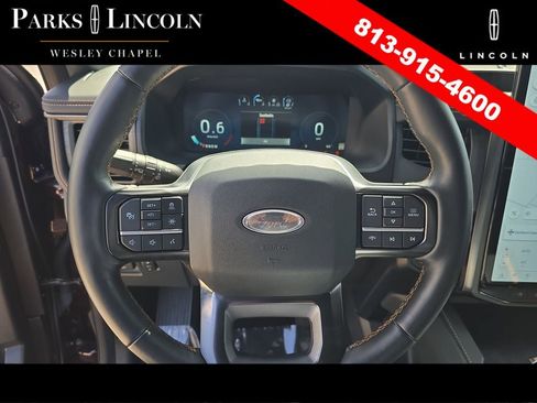 Used 2023 Ford Expedition Platinum AWD/4WD image 30