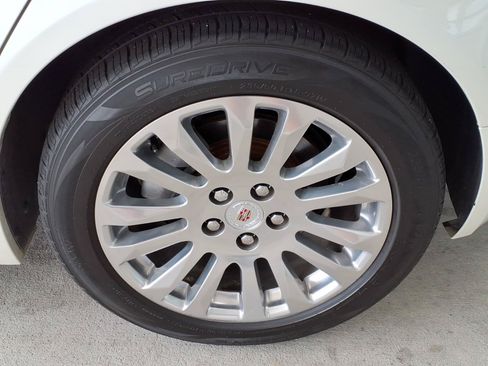 Used 2013 Cadillac CTS Premium RWD image 21