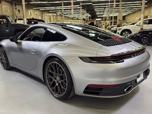 Used 2021 Porsche 911 Carrera 4S AWD/4WD image 10