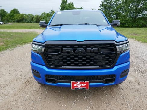 New 2026 RAM 1500 4x4 Crew Cab image 9