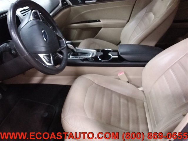 Used 2014 Ford Fusion SE w/ Equipment Group 502A FWD image 10
