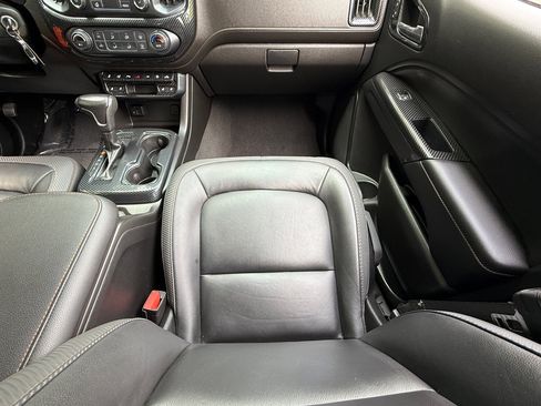 Used 2021 GMC Canyon AT4 image 34