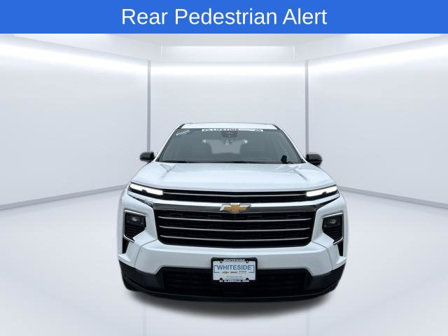 Certified 2026 Chevrolet Traverse LT w/ Driver Confidence Package AWD/4WD image 13