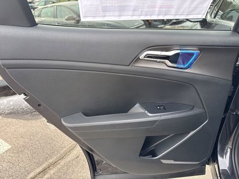 New 2026 Kia Sportage LX image 10