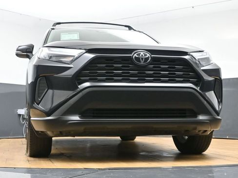 Used 2025 Toyota RAV4 XLE image 50