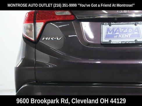 Used 2020 Honda HR-V Touring image 16