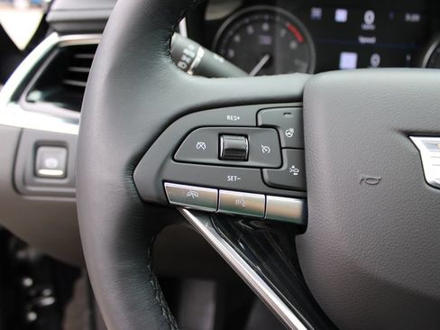 Certified 2021 Cadillac XT6 Premium Luxury AWD/4WD image 17