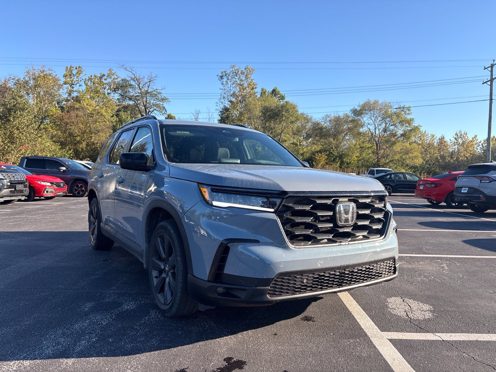 Used 2025 Honda Pilot Sport image 10