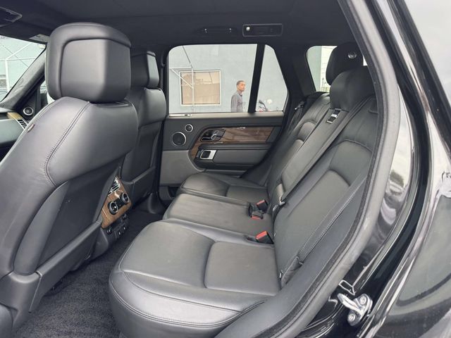 Used 2019 Land Rover Range Rover Supercharged AWD/4WD image 18