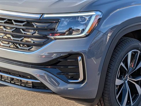 New 2026 Volkswagen Atlas SEL Premium R-Line image 9