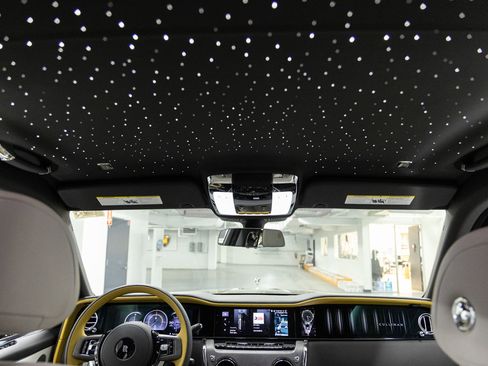 New 2026 Rolls-Royce Cullinan image 43