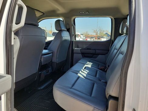 Used 2025 Ford F250 XL w/ XL Chrome Package image 16