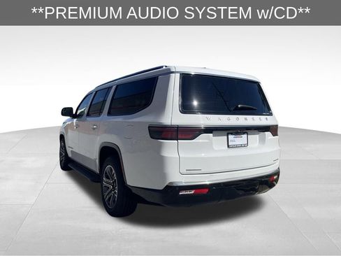 Used 2023 Jeep Wagoneer L Series II image 7